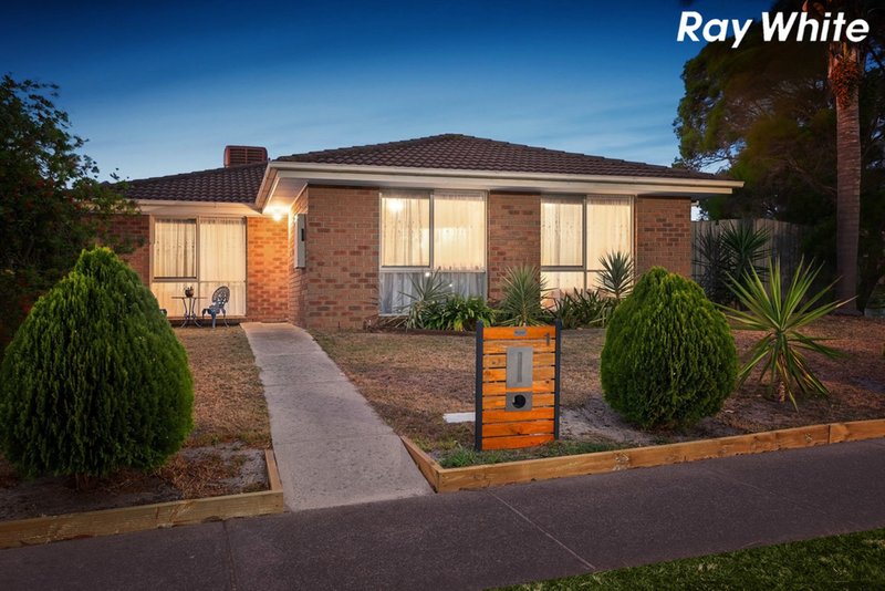 1 Brentwood Drive, Cranbourne North VIC 3977