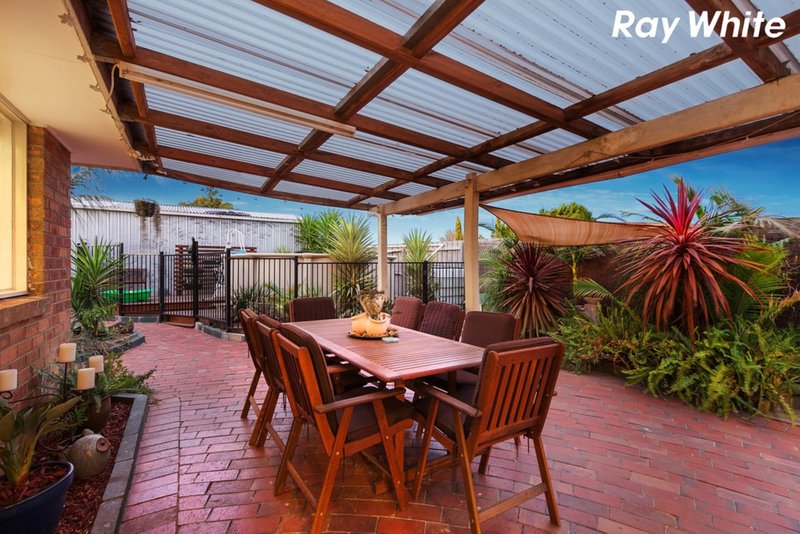 Photo - 1 Brentwood Drive, Cranbourne North VIC 3977 - Image 10