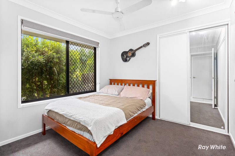 Photo - 1 Brigalow Place, Lammermoor QLD 4703 - Image 6