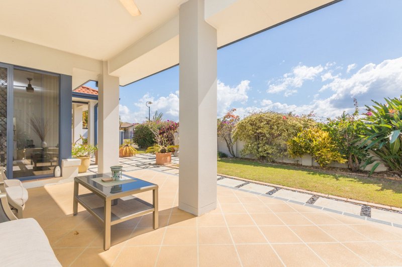 Photo - 1 Bronte Place, Sandstone Point QLD 4511 - Image 18