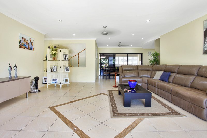 Photo - 1 Brooksfield Drive, Sarina Beach QLD 4737 - Image 6