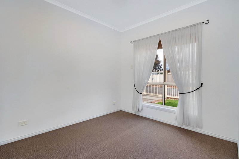 Photo - 1 Brookside Close, Davoren Park SA 5113 - Image 13