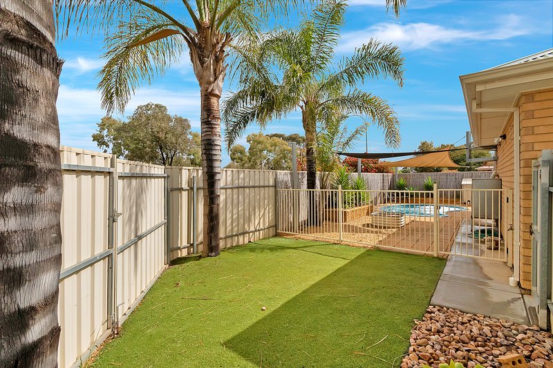 Photo - 1 Brookside Close, Davoren Park SA 5113 - Image 18