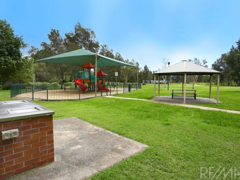 Photo - 1 Brora Court, Merrimac QLD 4226 - Image 25