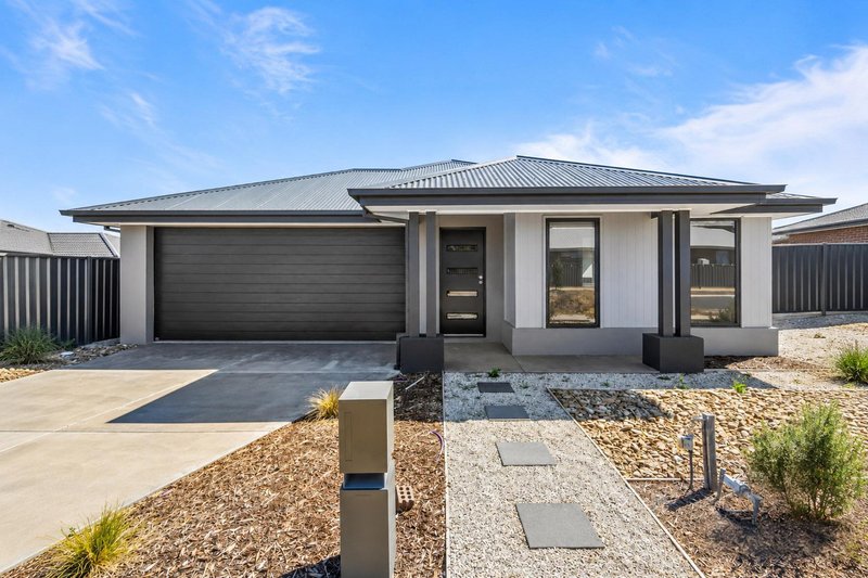 Photo - 1 Buchanan Drive, Huntly VIC 3551 - Image 1