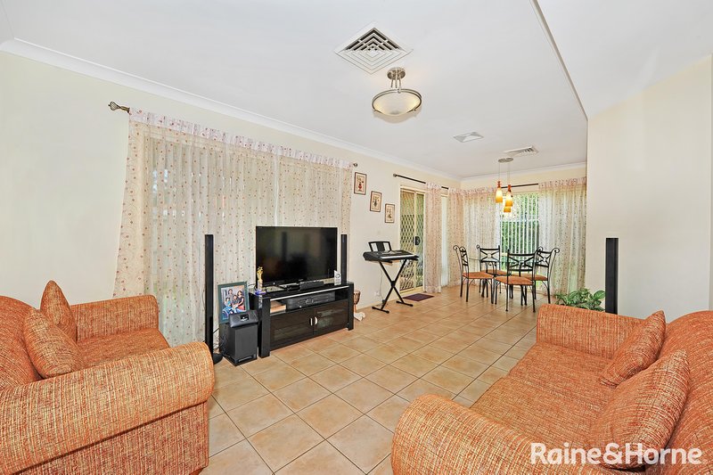 Photo - 1 Buffalo Way, Beaumont Hills NSW 2155 - Image 4
