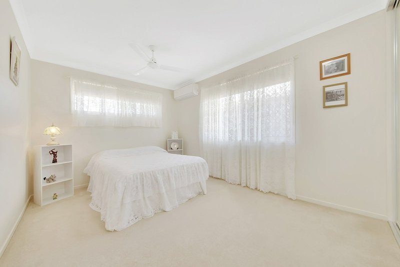 Photo - 1 Bulimba Street, Tannum Sands QLD 4680 - Image 8