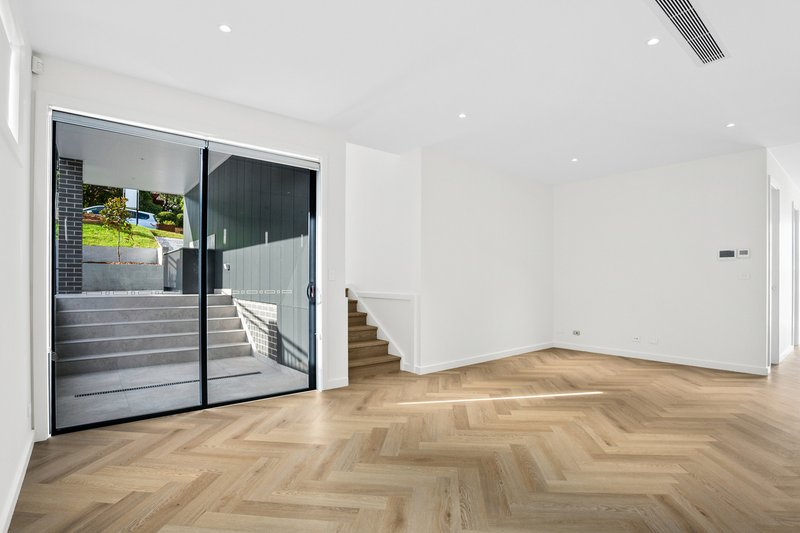 Photo - 1 Bulwarra Street, Keiraville NSW 2500 - Image 3