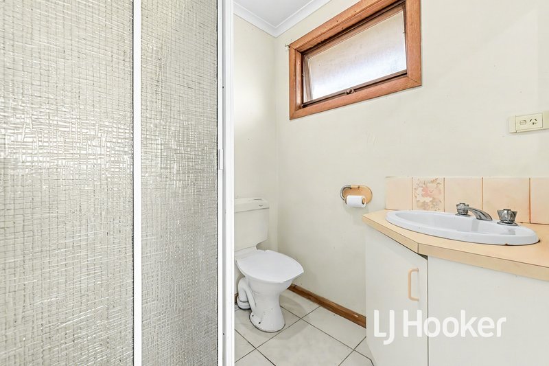 Photo - 1 Bunya Place, Hampton Park VIC 3976 - Image 10