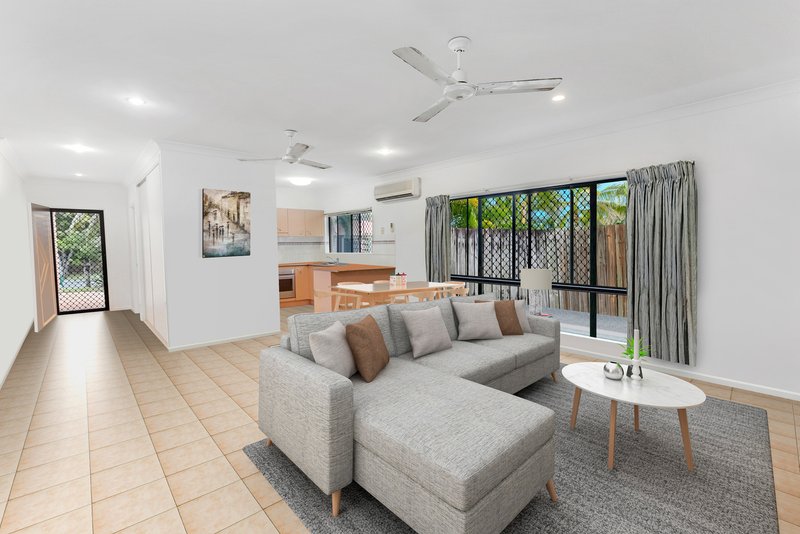 Photo - 1 Burleigh Close, Kewarra Beach QLD 4879 - Image 5