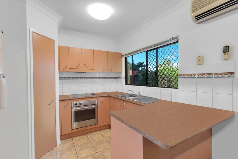 Photo - 1 Burleigh Close, Kewarra Beach QLD 4879 - Image 6