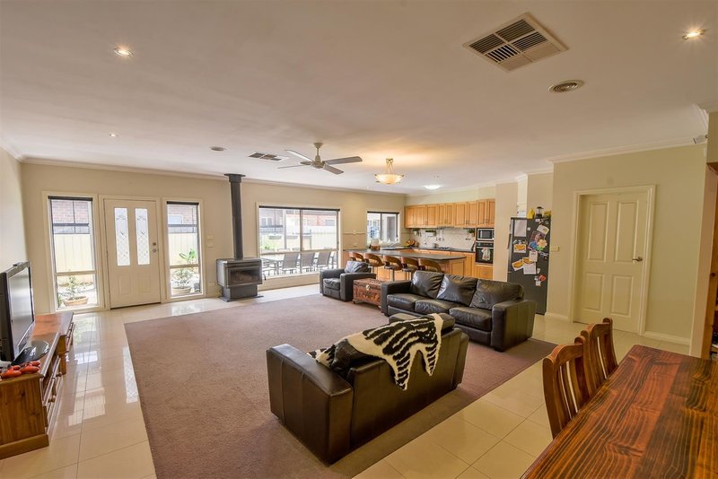 Photo - 1 Burnett Street, Horsham VIC 3400 - Image 14