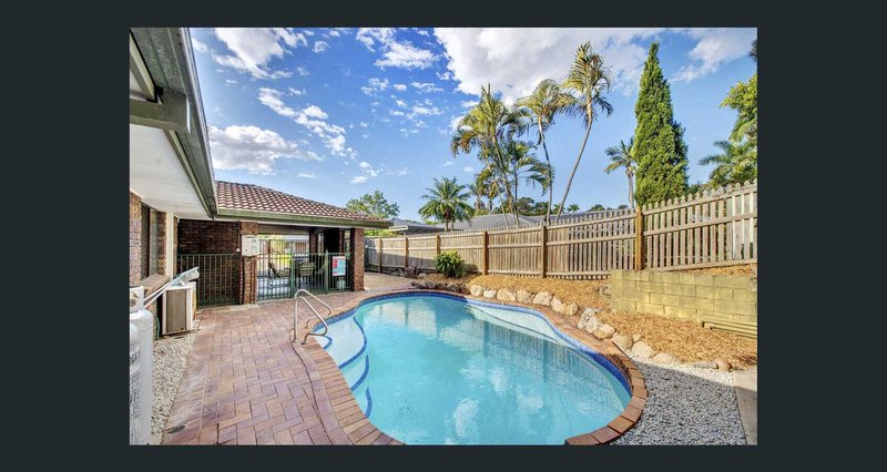 Photo - 1 Buscall Court, Sinnamon Park QLD 4073 - Image 17