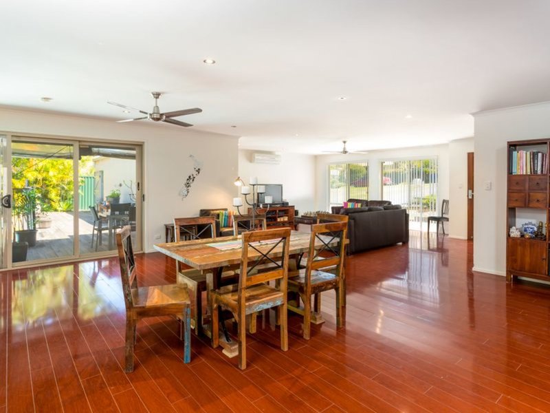 1 Bushtree Court, Burleigh Waters QLD 4220