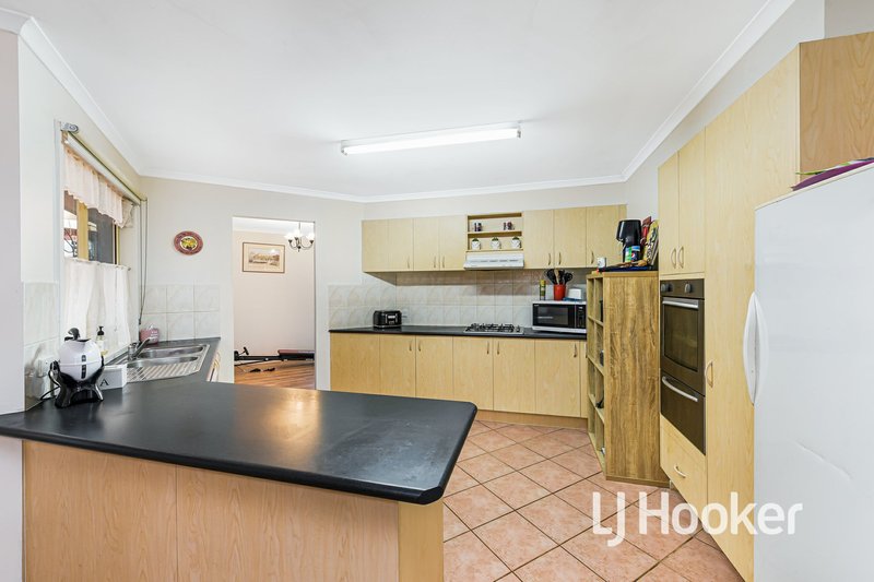 Photo - 1 Butterwick Terrace, Cranbourne East VIC 3977 - Image 7