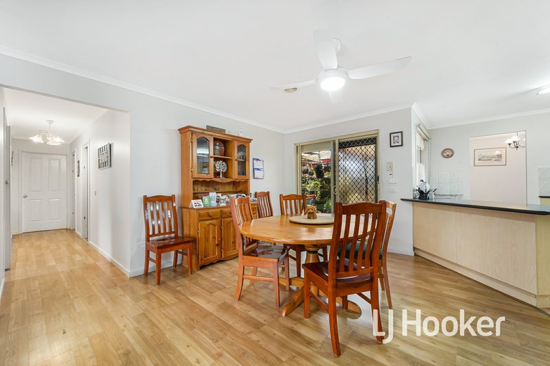 Photo - 1 Butterwick Terrace, Cranbourne East VIC 3977 - Image 11