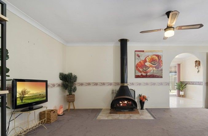 Photo - 1 Camay Court, Deception Bay QLD 4508 - Image 2