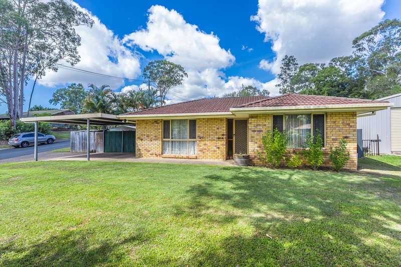 1 Cambral Court, Petrie QLD 4502