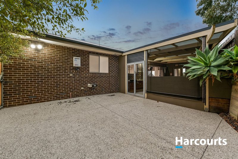 Photo - 1 Cambridge Drive, Berwick VIC 3806 - Image 17