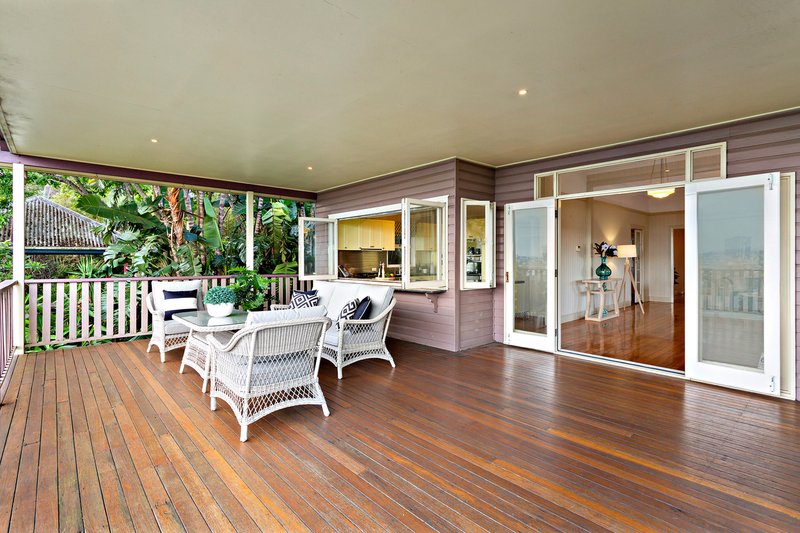 Photo - 1 Cambridge Street, Red Hill QLD 4059 - Image 3