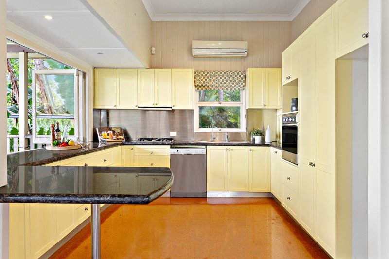 Photo - 1 Cambridge Street, Red Hill QLD 4059 - Image 7