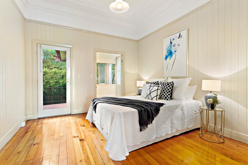 Photo - 1 Cambridge Street, Red Hill QLD 4059 - Image 9