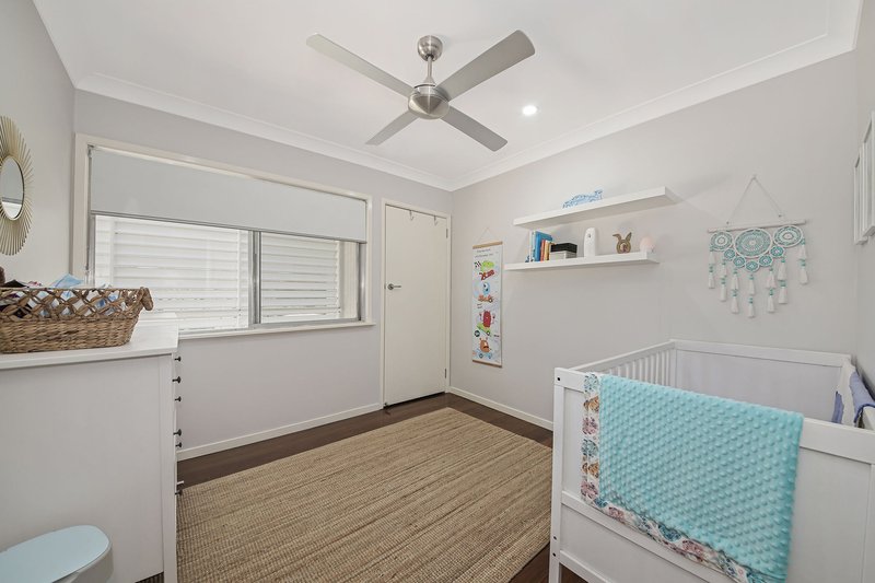 Photo - 1 Camelot Street, Underwood QLD 4119 - Image 5