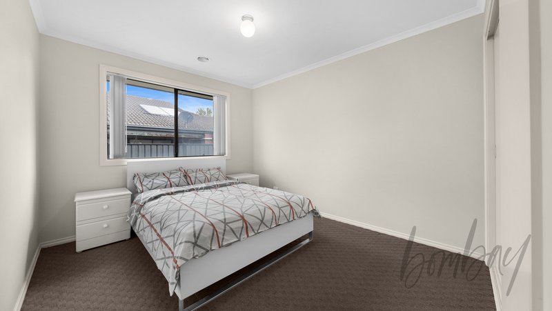 Photo - 1 Candlebark Drive, Greenvale VIC 3059 - Image 13