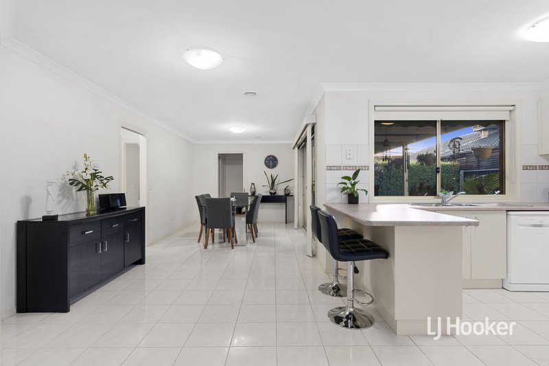 Photo - 1 Canonbury Circle, Seabrook VIC 3028 - Image 7