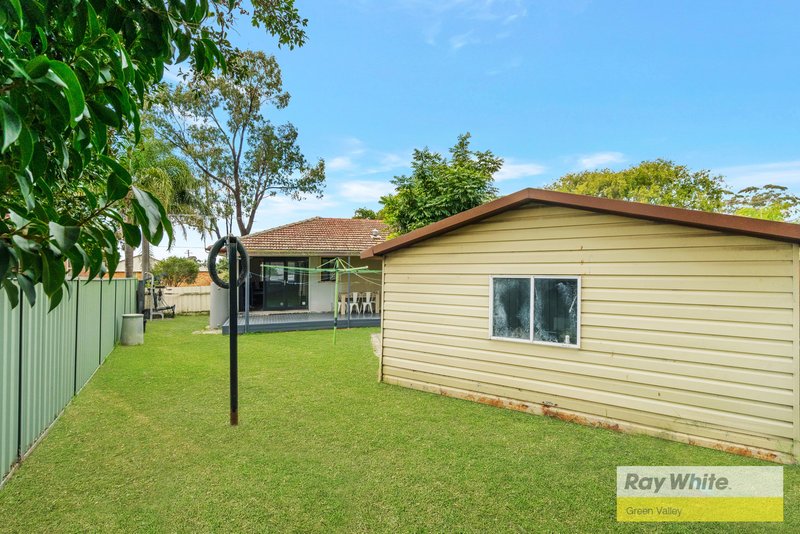 Photo - 1 Canowie Place, Busby NSW 2168 - Image 13