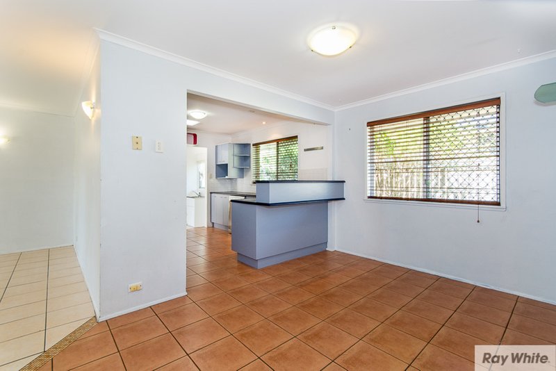 Photo - 1 Capistrano Street, Bracken Ridge QLD 4017 - Image 3