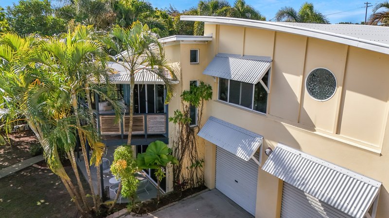 Photo - 1 Captain Blackwood Drive, Sarina Beach QLD 4737 - Image 3