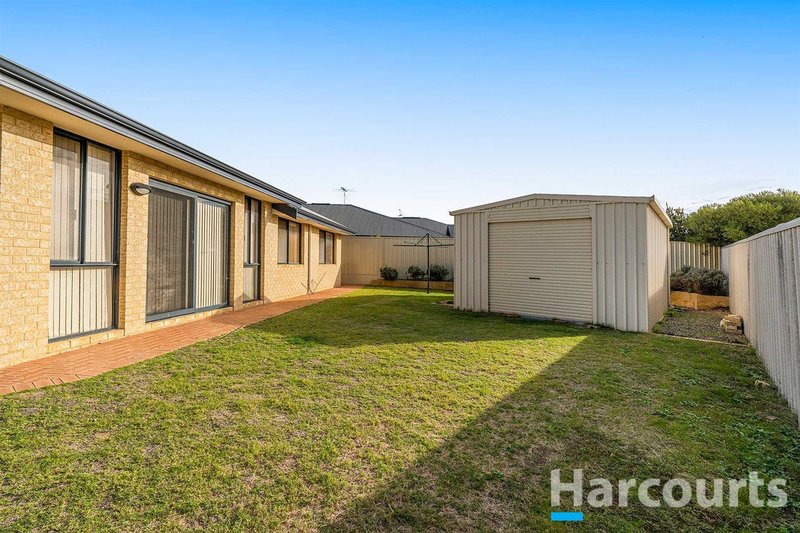 Photo - 1 Caravel Way, Halls Head WA 6210 - Image 11