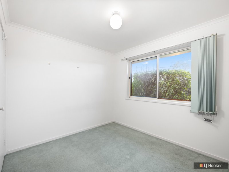 Photo - 1 Carbine Drive, St Albans Park VIC 3219 - Image 9