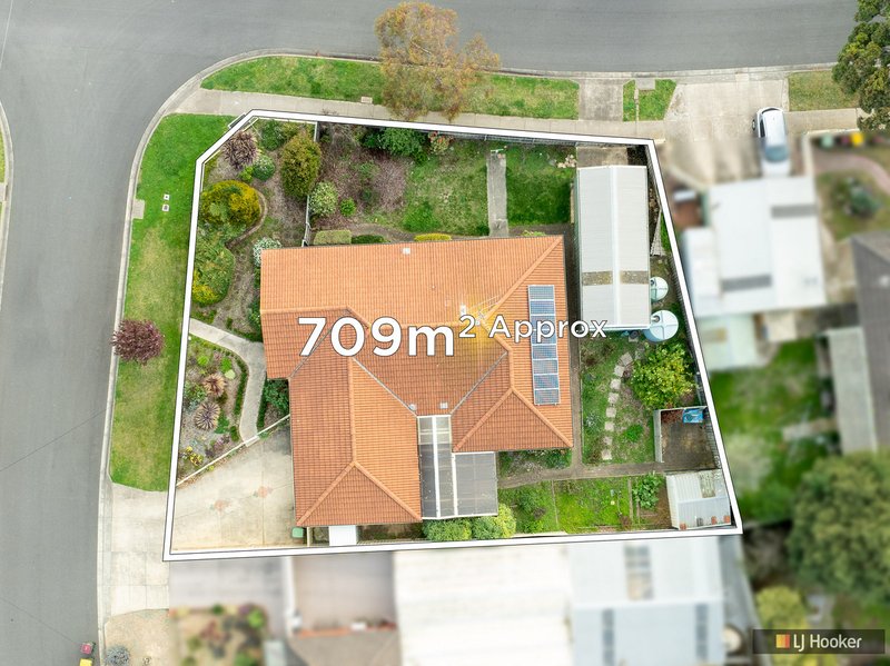 Photo - 1 Carbine Drive, St Albans Park VIC 3219 - Image 14