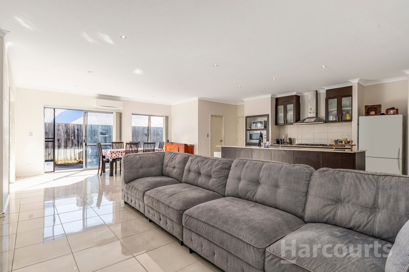 Photo - 1 Carbon Street, Yanchep WA 6035 - Image 6