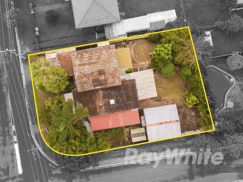 Photo - 1 Carcoola Street, Kingston QLD 4114 - Image 2