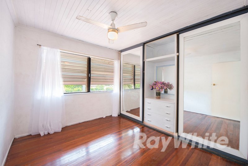 Photo - 1 Carcoola Street, Kingston QLD 4114 - Image 10