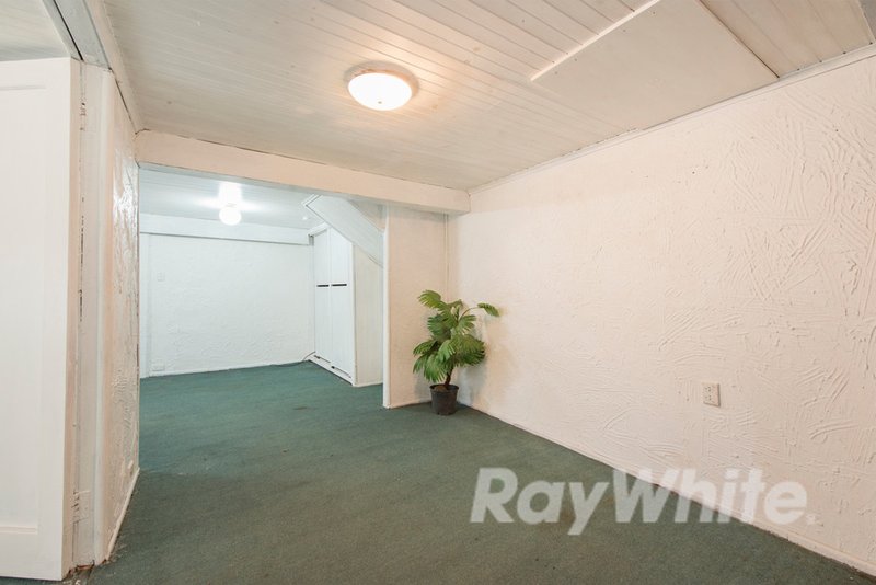 Photo - 1 Carcoola Street, Kingston QLD 4114 - Image 13