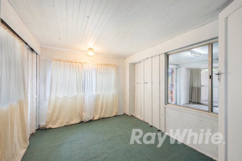 Photo - 1 Carcoola Street, Kingston QLD 4114 - Image 15