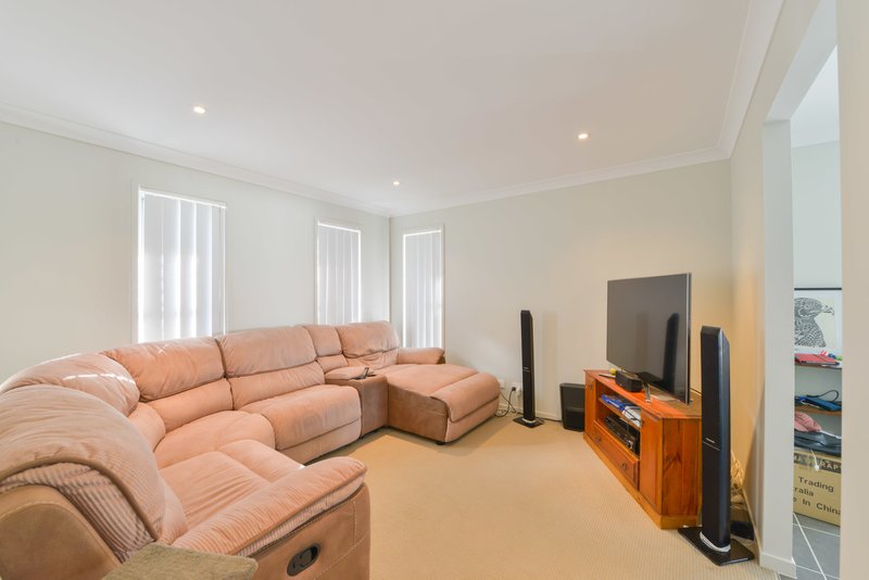 Photo - 1 Carnegie Place, Westdale NSW 2340 - Image 3