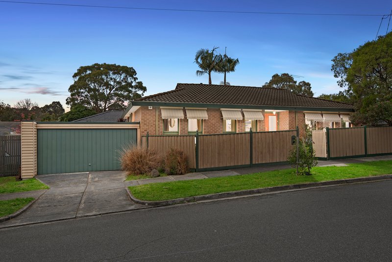 1 Caroben Avenue, Vermont VIC 3133