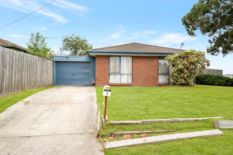 Photo - 1 Caroline Crescent, Cranbourne West VIC 3977 - Image 1