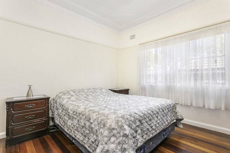 Photo - 1 Carrington Road, Hornsby NSW 2077 - Image 13