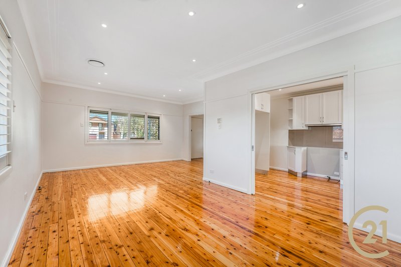 Photo - 1 Cartwright Avenue, Merrylands NSW 2160 - Image 3