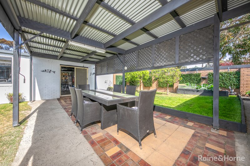 Photo - 1 Casey Avenue, Sunbury VIC 3429 - Image 11