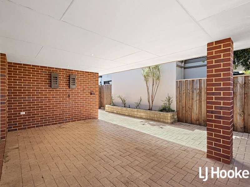 Photo - 1 Casey Close, Canning Vale WA 6155 - Image 14