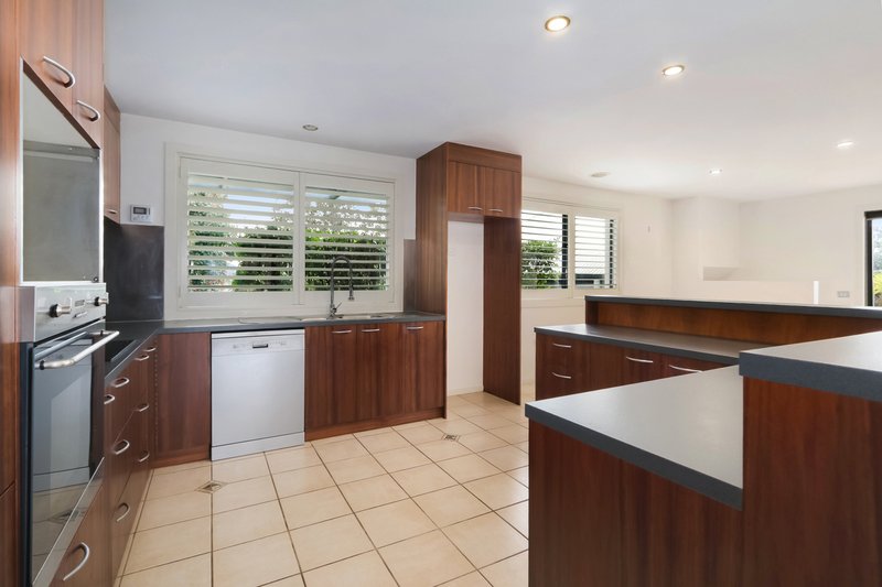 Photo - 1 Castle Cove, Wodonga VIC 3690 - Image 7