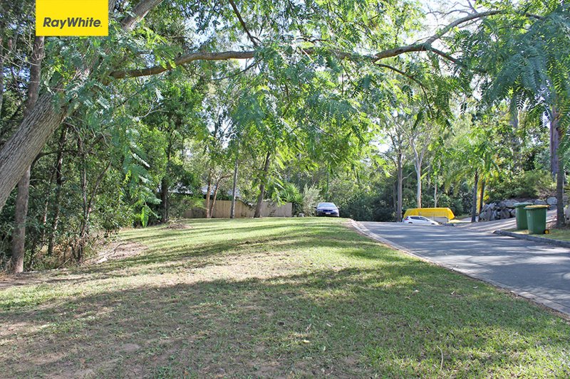 Photo - 1 Ceratodus Court, Lawnton QLD 4501 - Image 3