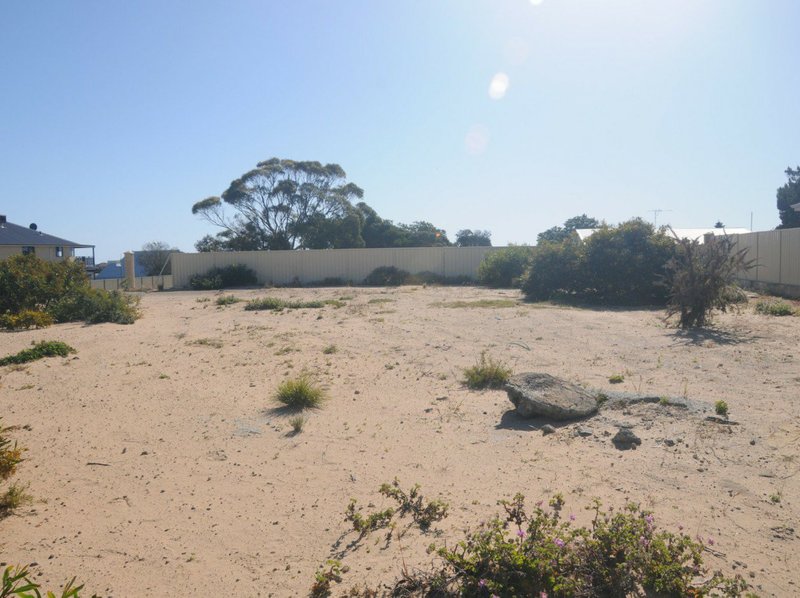 Photo - 1 Chalgrove Road, Madora Bay WA 6210 - Image 4